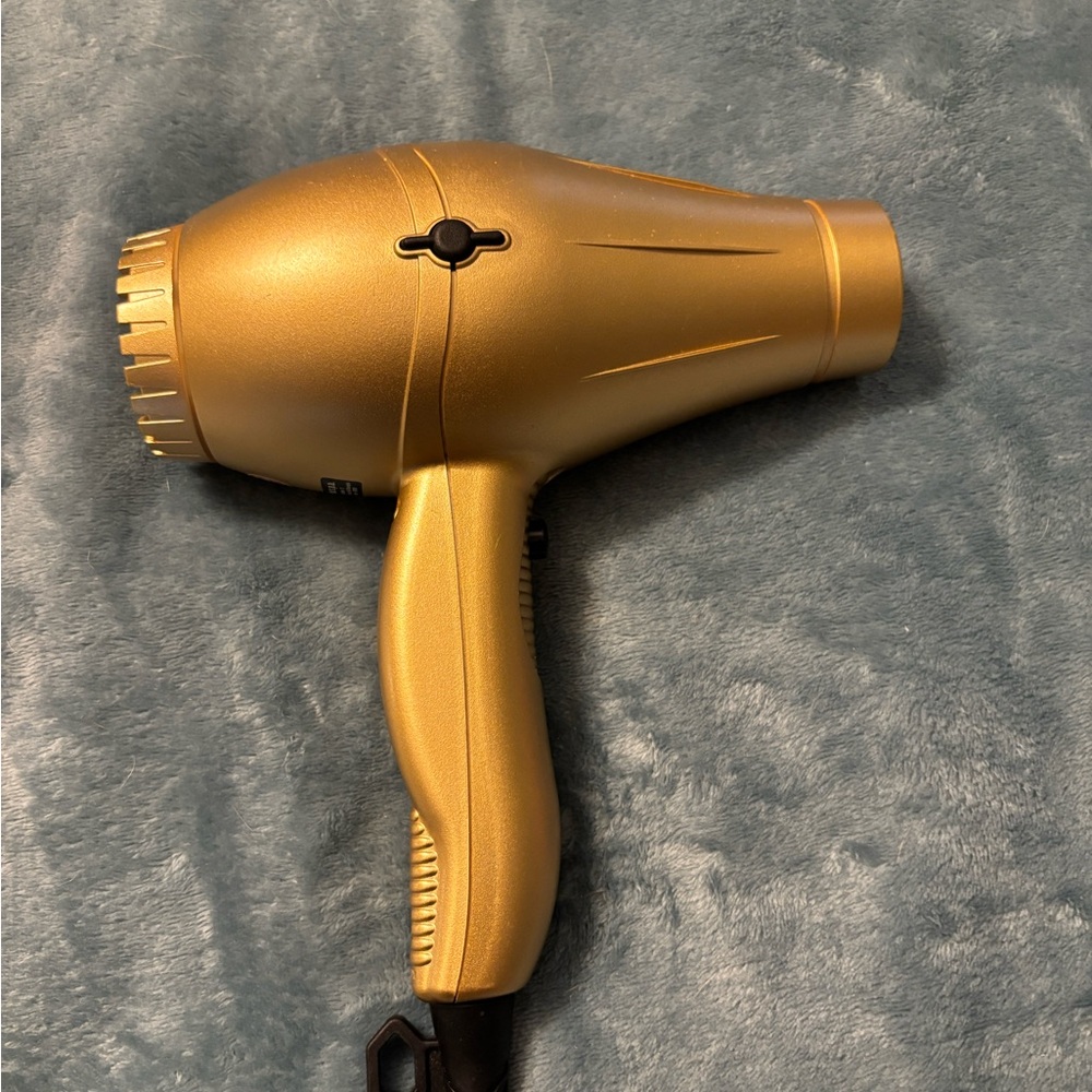 Professional Blow dryer - Picture 3 of 9